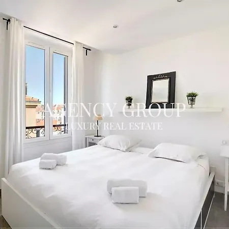 3 Pieces - Centre - Vue Suquet Cannes